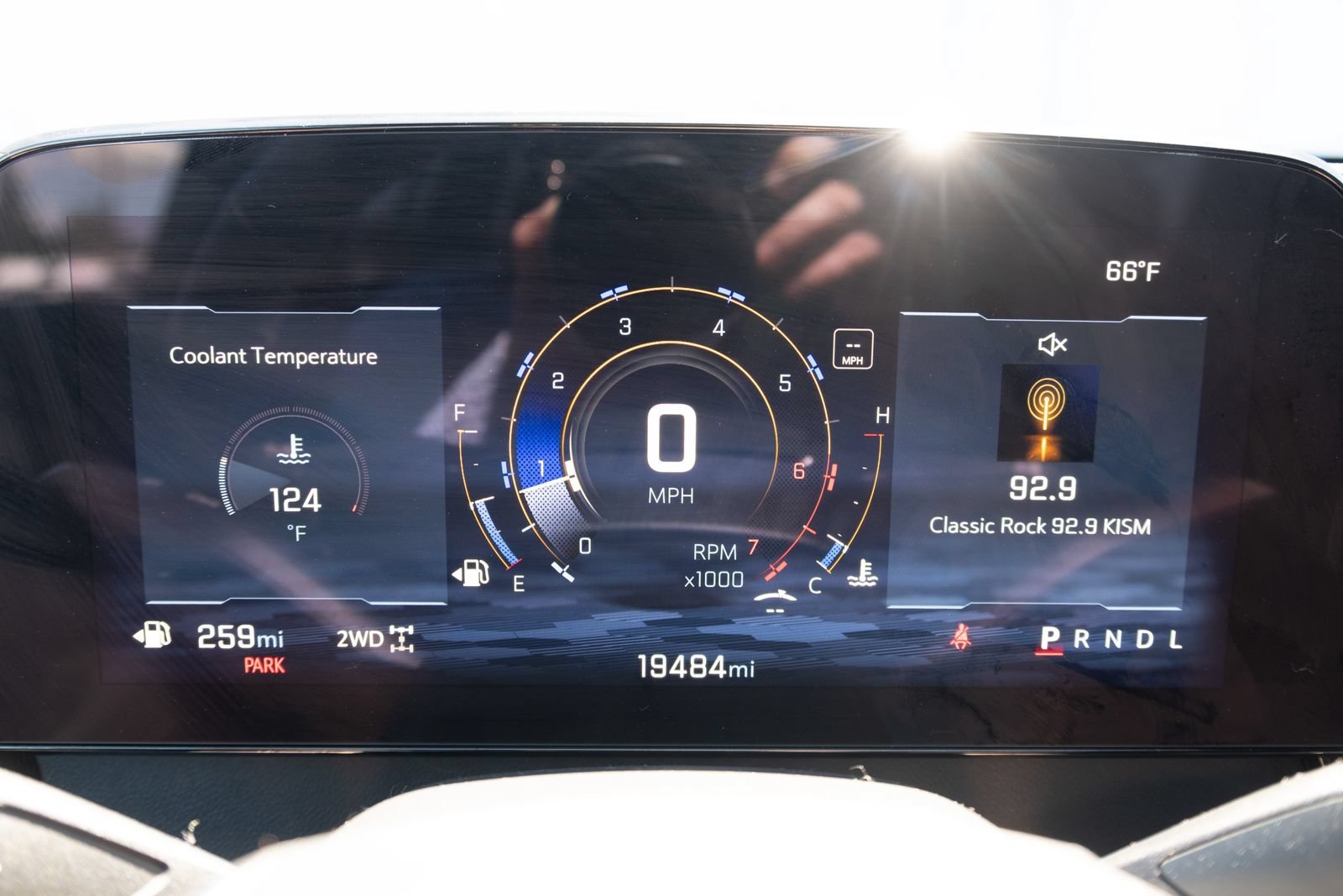 Used 2025 Lakeshore Blue Metallic Chevrolet LT image 5