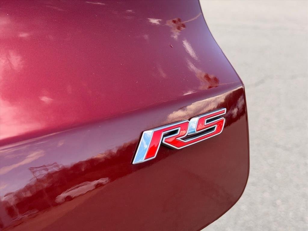 Used 2025 Crimson Metallic Chevrolet RS image 22