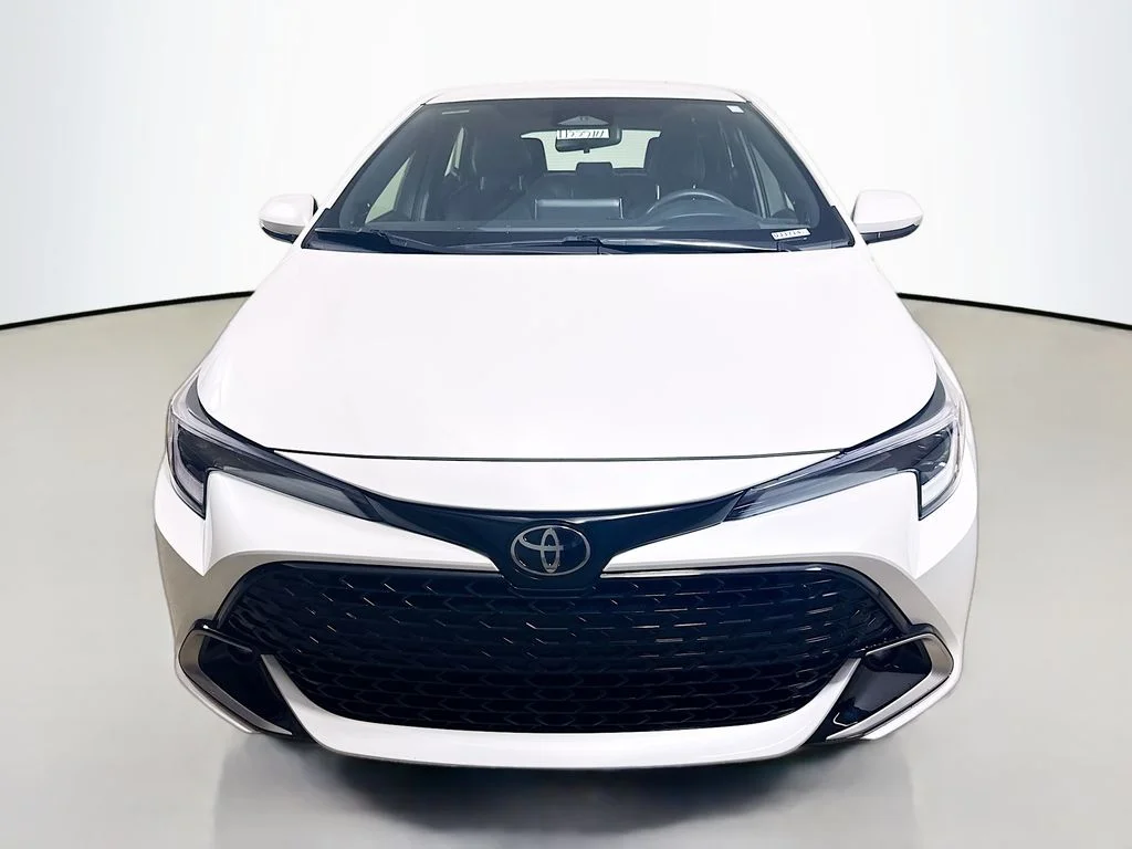 Used 2024 Wind Chill Pearl Toyota XSE image 2