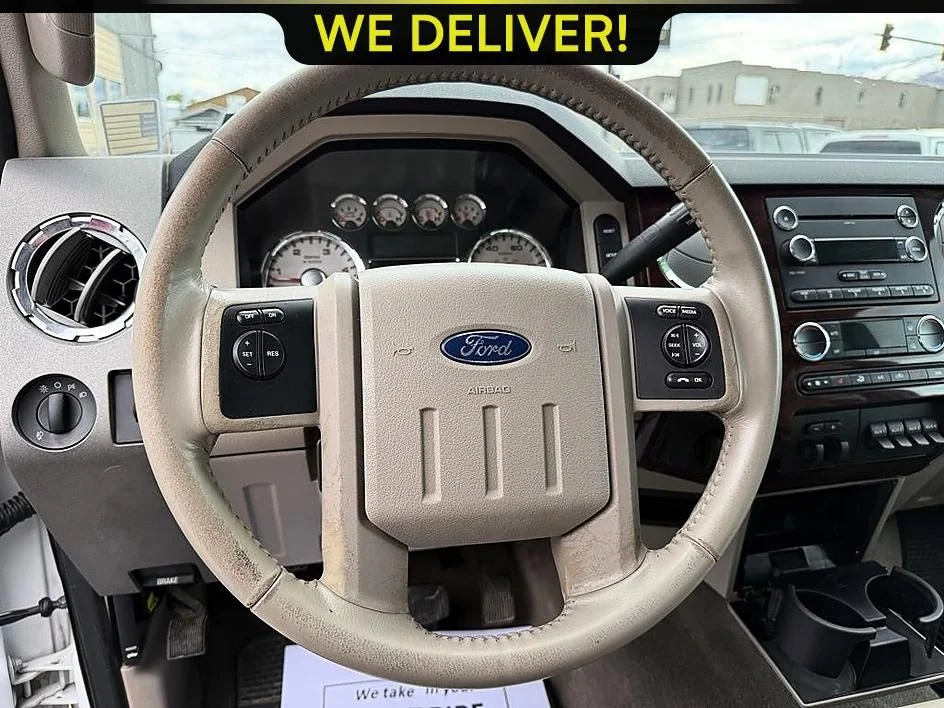 Used 2009 White Ford Lariat image 12