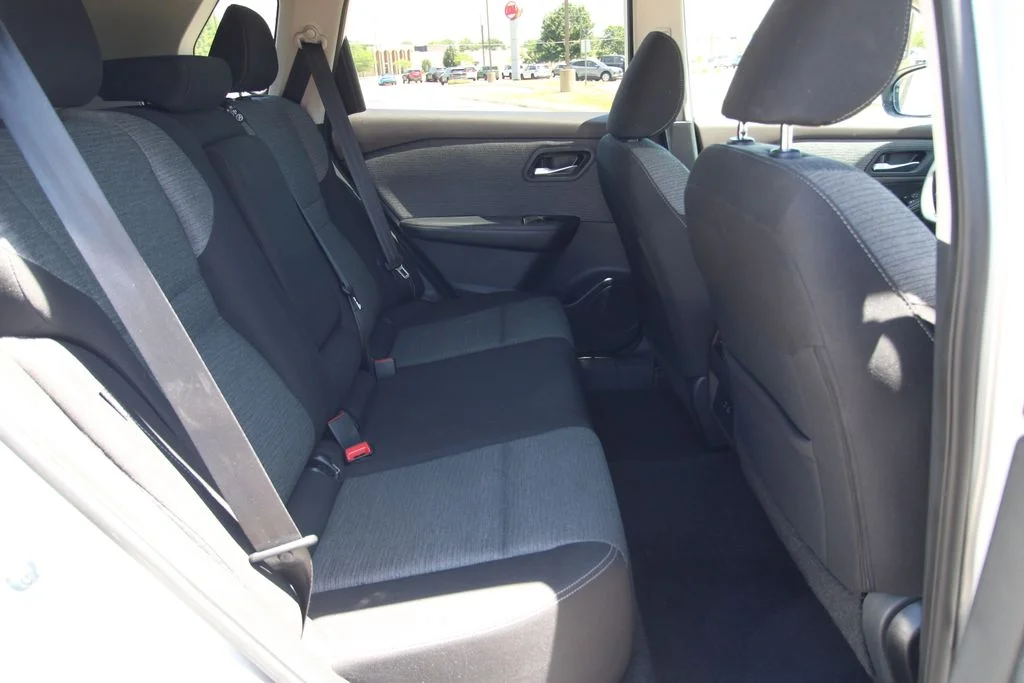 Used 2023 Silver Nissan SV image 9