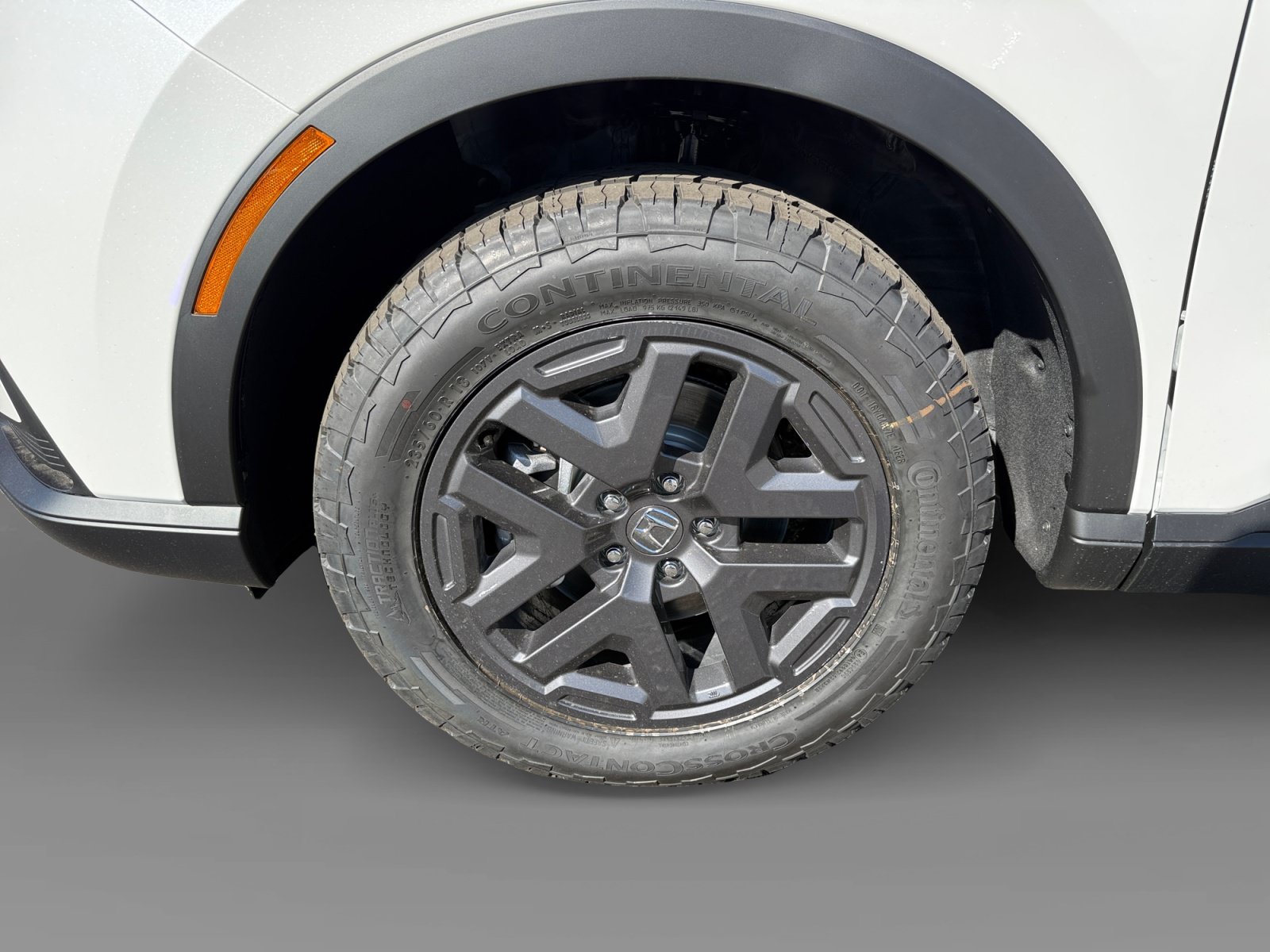 New 2027 Platinum White Pearl Honda TrailSport image 9