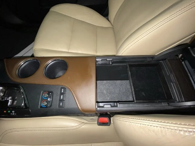 Used 2016 White Toyota Limited image 21