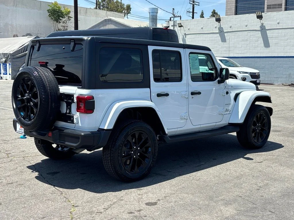 Used 2023 White Jeep Sahara 4xe image 3