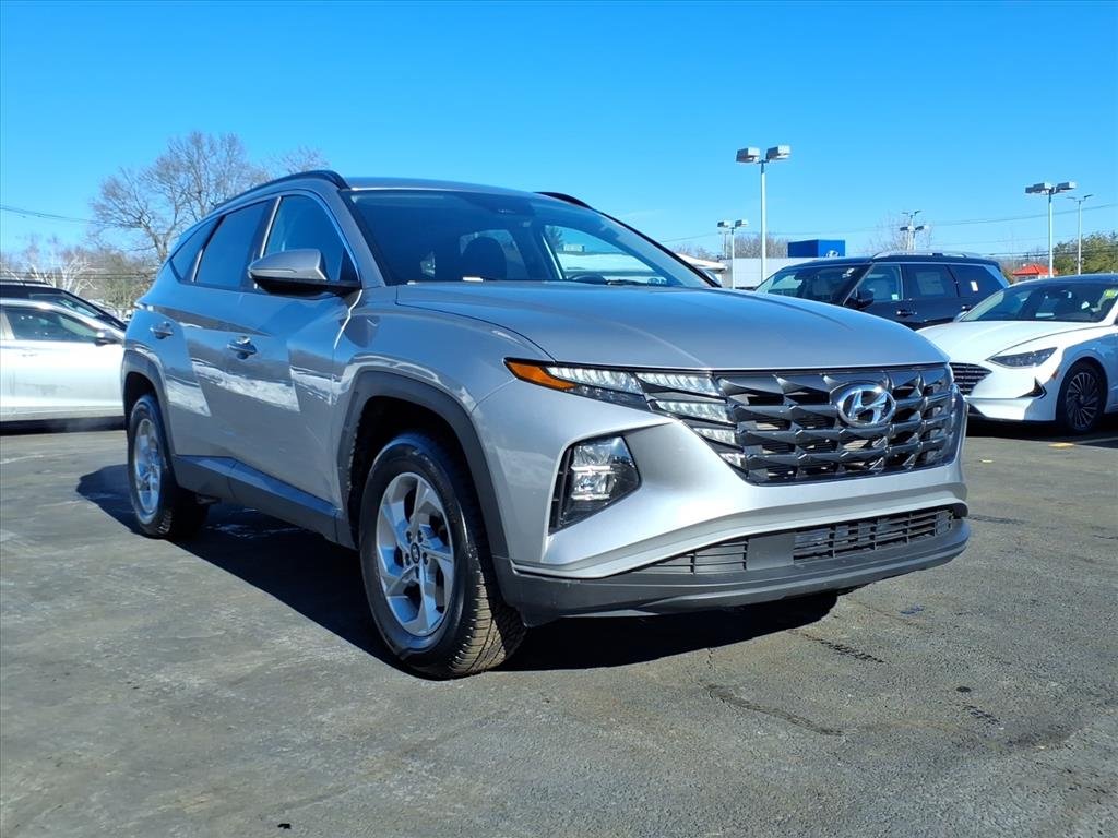 Used 2023 Shimmering Silver Metallic Hyundai SEL image 7