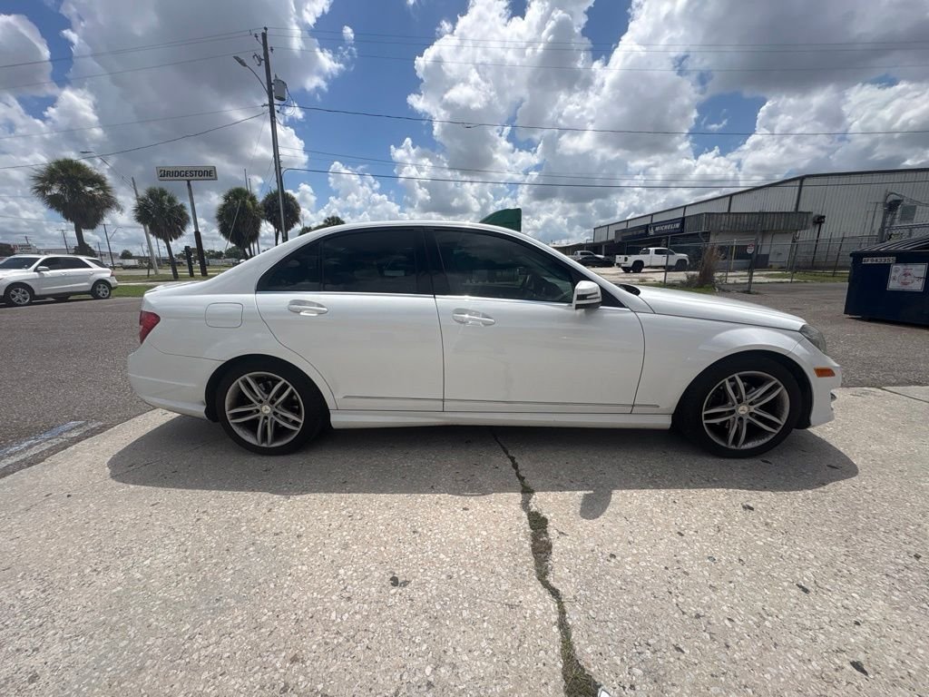 Used 2014 White Mercedes-Benz C 250 image 2