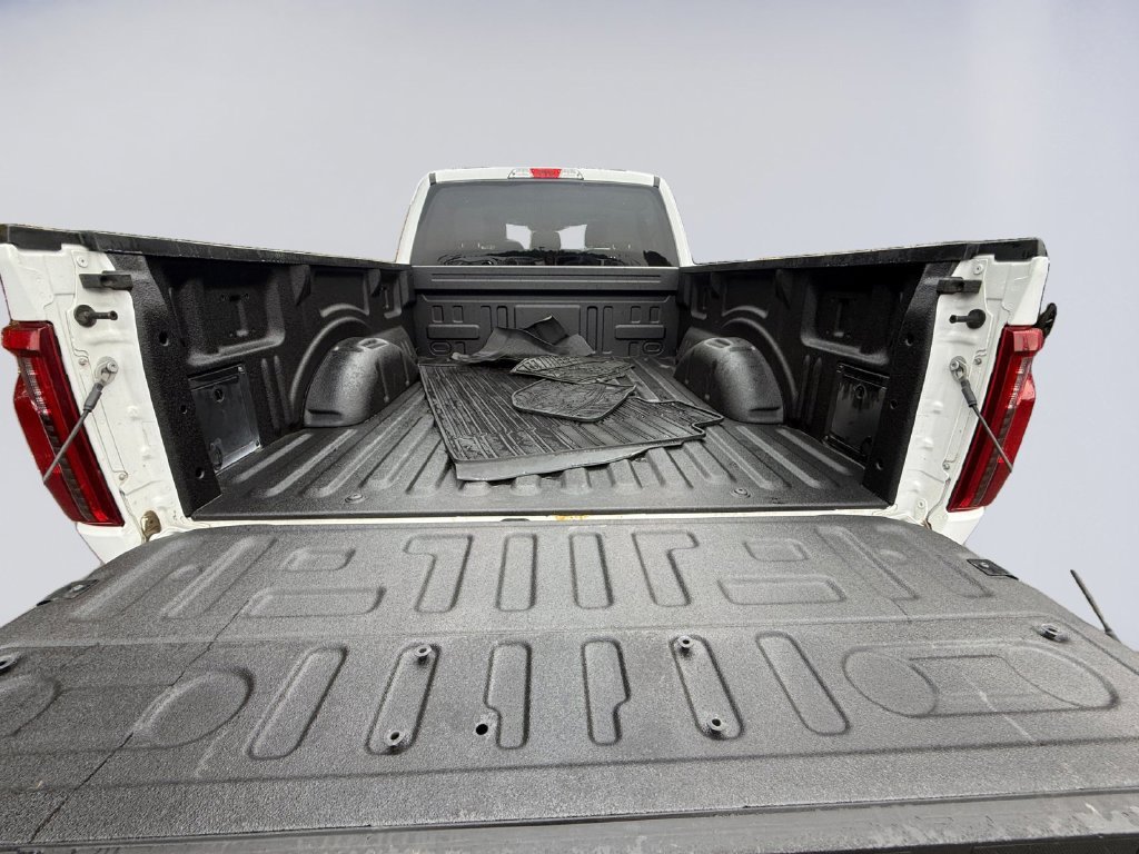 Used 2024 White Ford XLT image 20