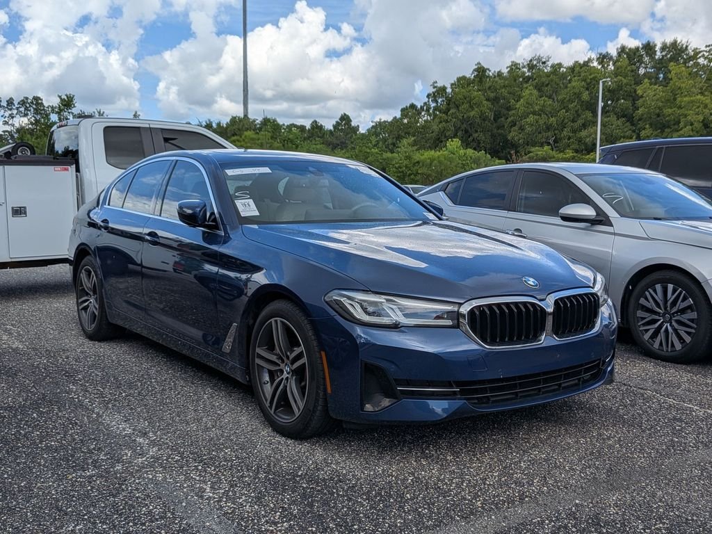 Used 2022 Blue BMW 530i xDrive image 4