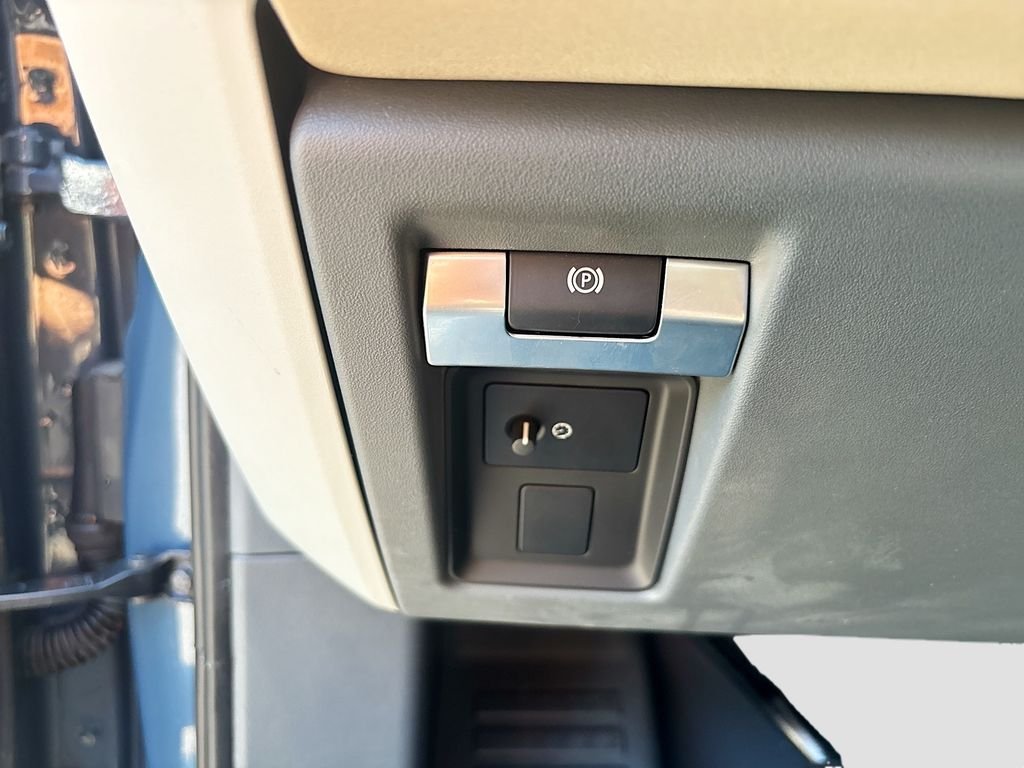 2022 Land Rover Defender X-Dynamic SE - Photo 40