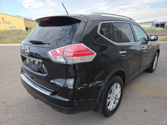 Used 2015 Super Black Nissan SV image 3