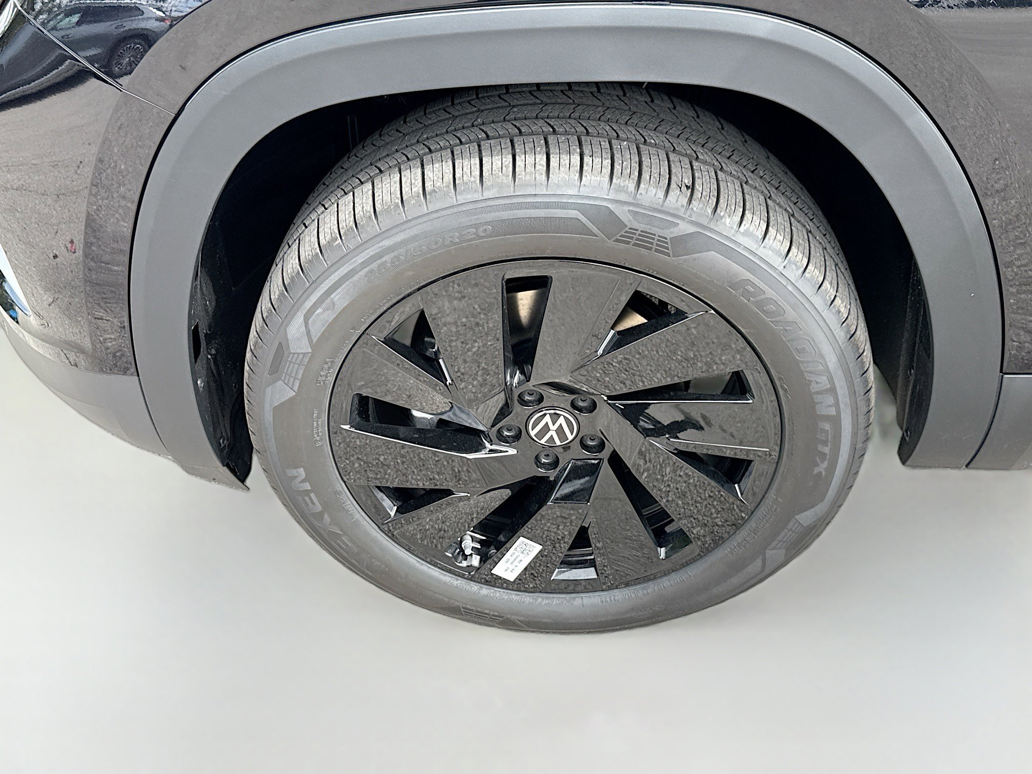 2026 Volkswagen Atlas SE w/Tech - Photo 26