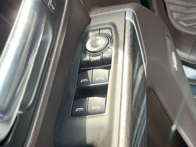 Used 2020 Shadow Gray Metallic Chevrolet LTZ image 25