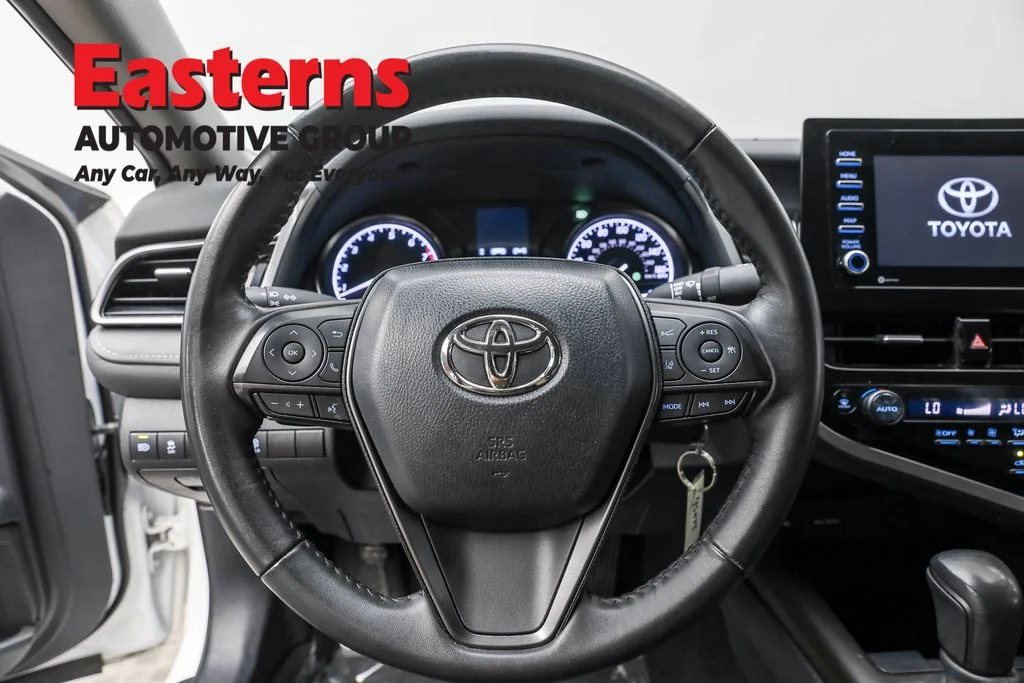 Used 2024 White Toyota SE image 10