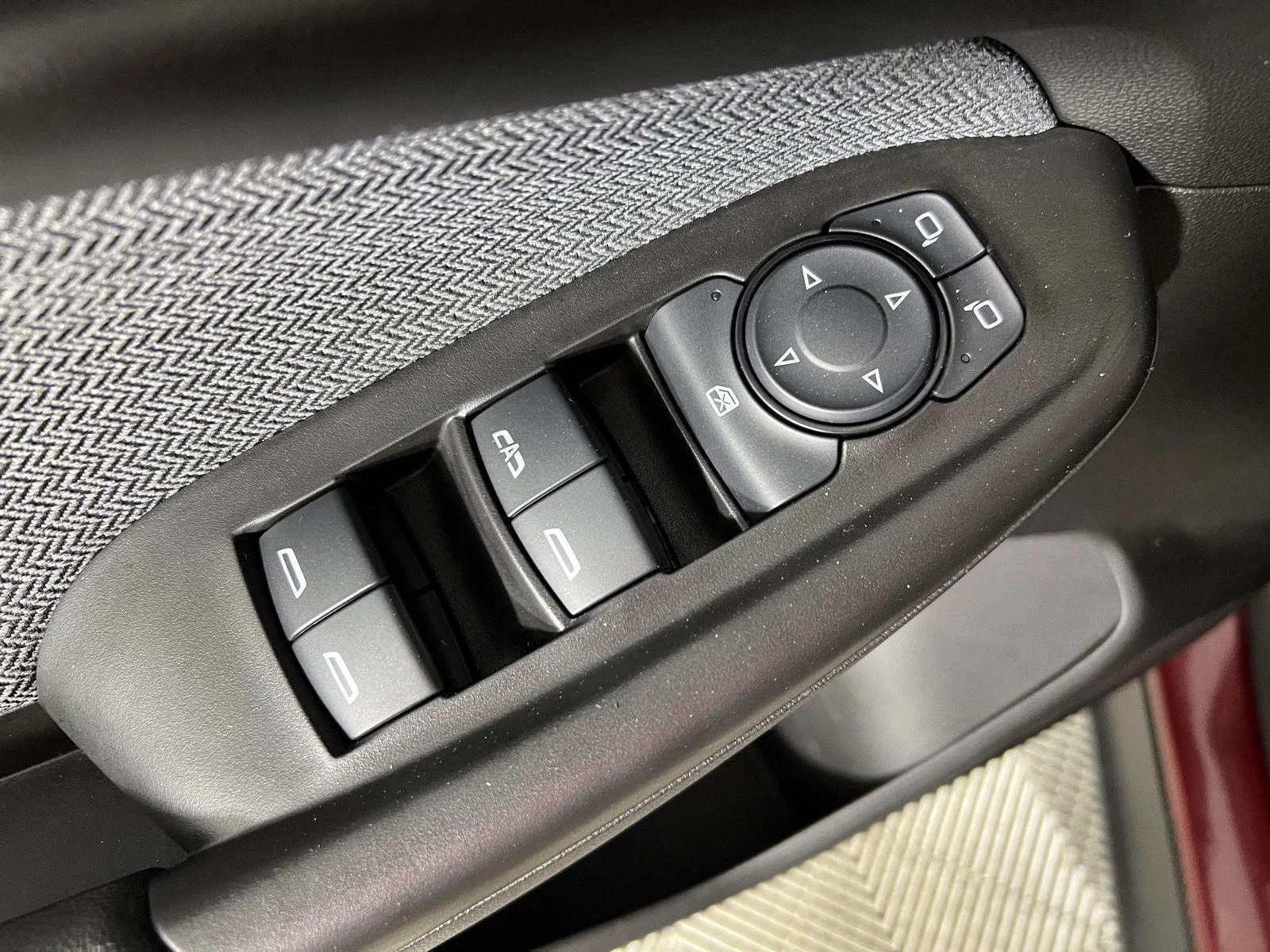 Used 2024 Crimson Metallic Chevrolet LT image 11