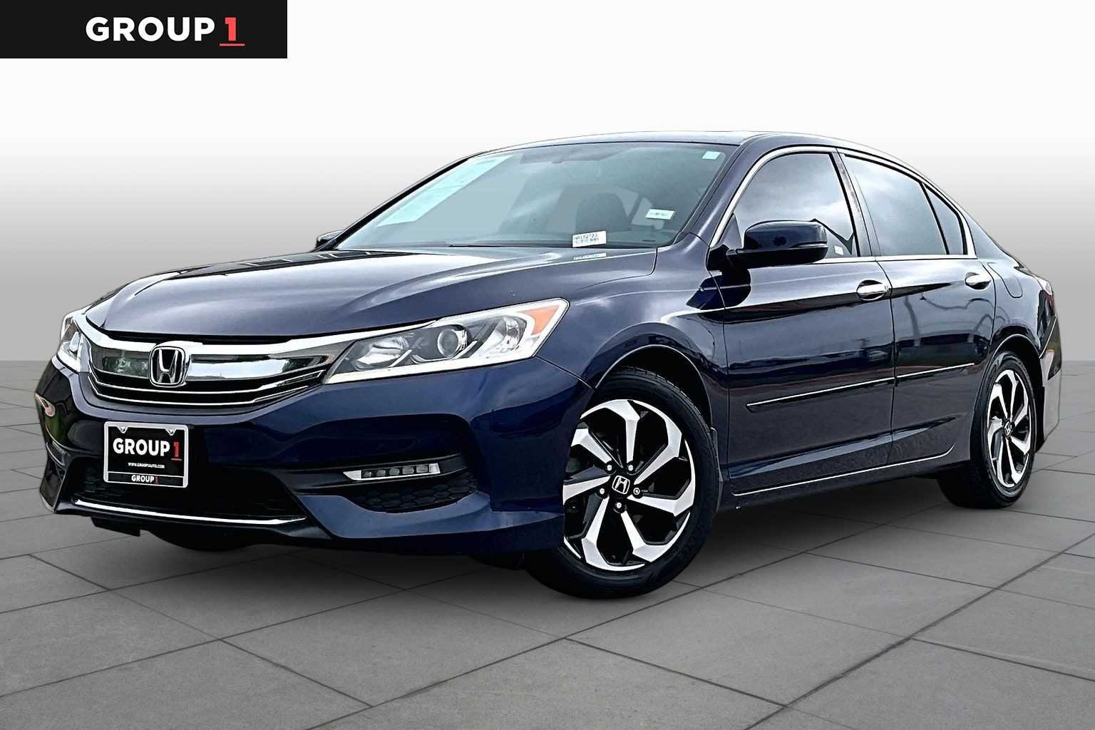 Used 2017 Obsidian Blue Pearl Honda EX-L image 1