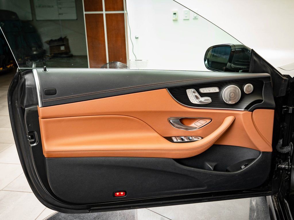 Used 2023 Graphite Mercedes-Benz E 450 image 23
