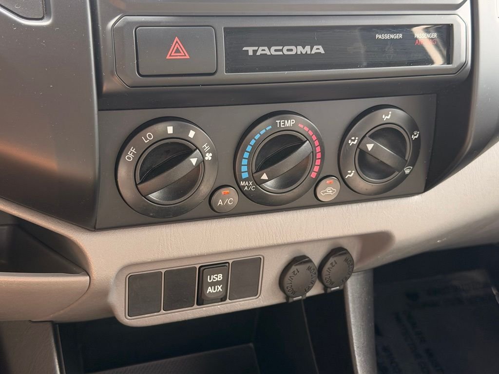 Used 2015 Gray Toyota Base image 34
