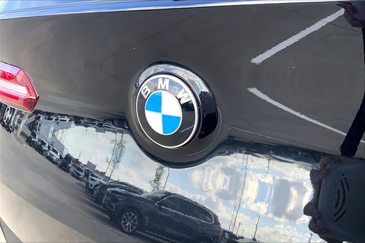 Used 2026 Black Sapphire Metallic BMW 30 xDrive image 30