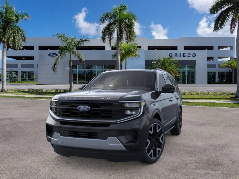 New 2025 Agate Black Metallic Ford Platinum® image 22