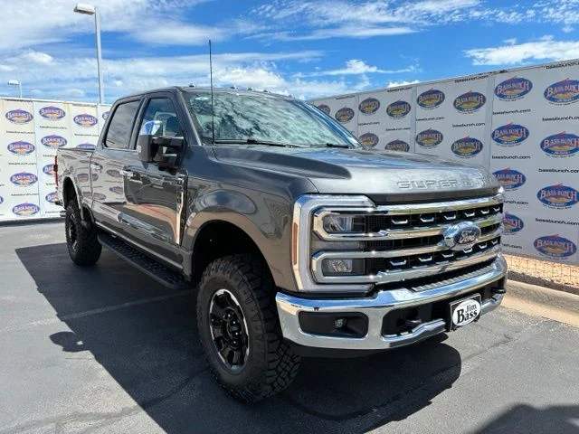 New 2026 Carbonized Gray Metallic Ford Lariat image 2