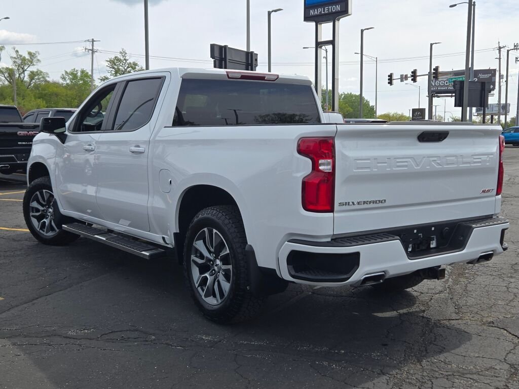 Used 2024 White Chevrolet RST image 14
