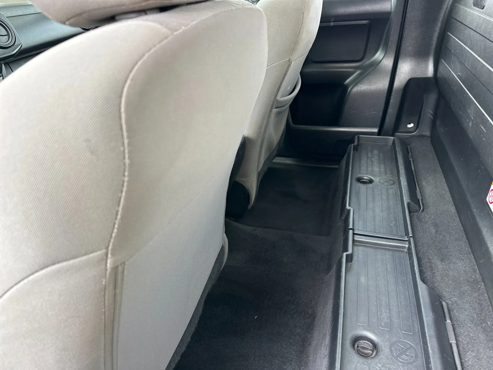 Used 2022 White Toyota SR image 12