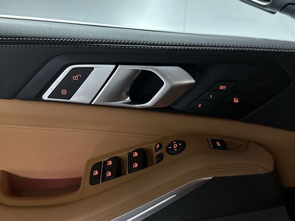 New 2026 Gray Metallic BMW xDrive40i image 13