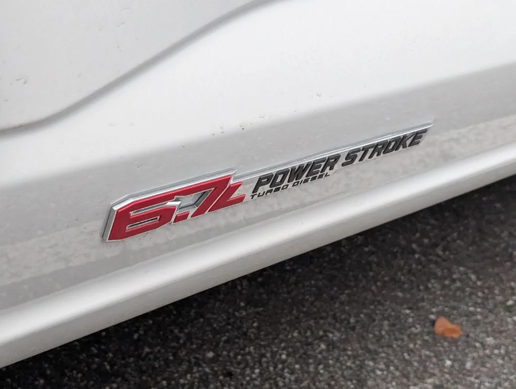 New 2026 Star White Metallic Tri-Coat Ford F-250® Platinum® image 4