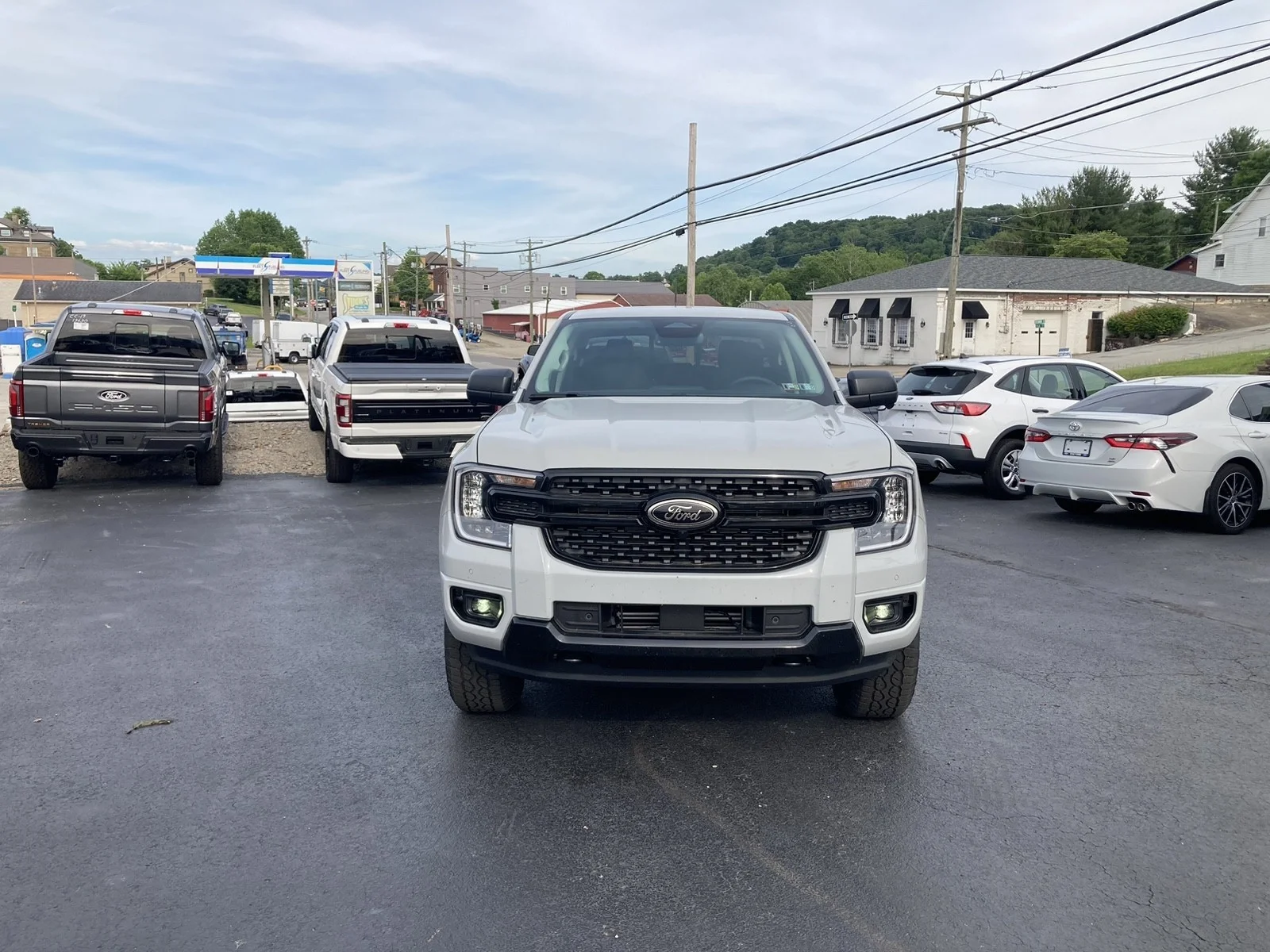 New 2026 Avalanche Ford XLT image 4