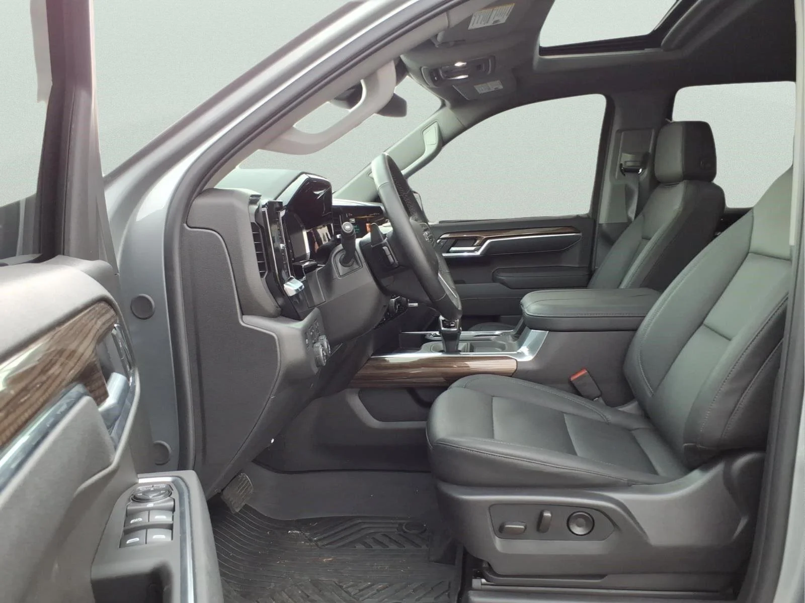 Used 2026 Sterling Gray Metallic Chevrolet RST image 17