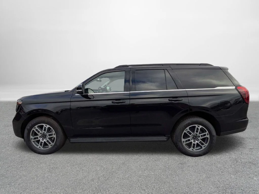 New 2026 Agate Black Metallic Ford Active image 6