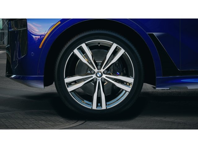 New 2027 Marina Bay Blue Metallic BMW  image 7