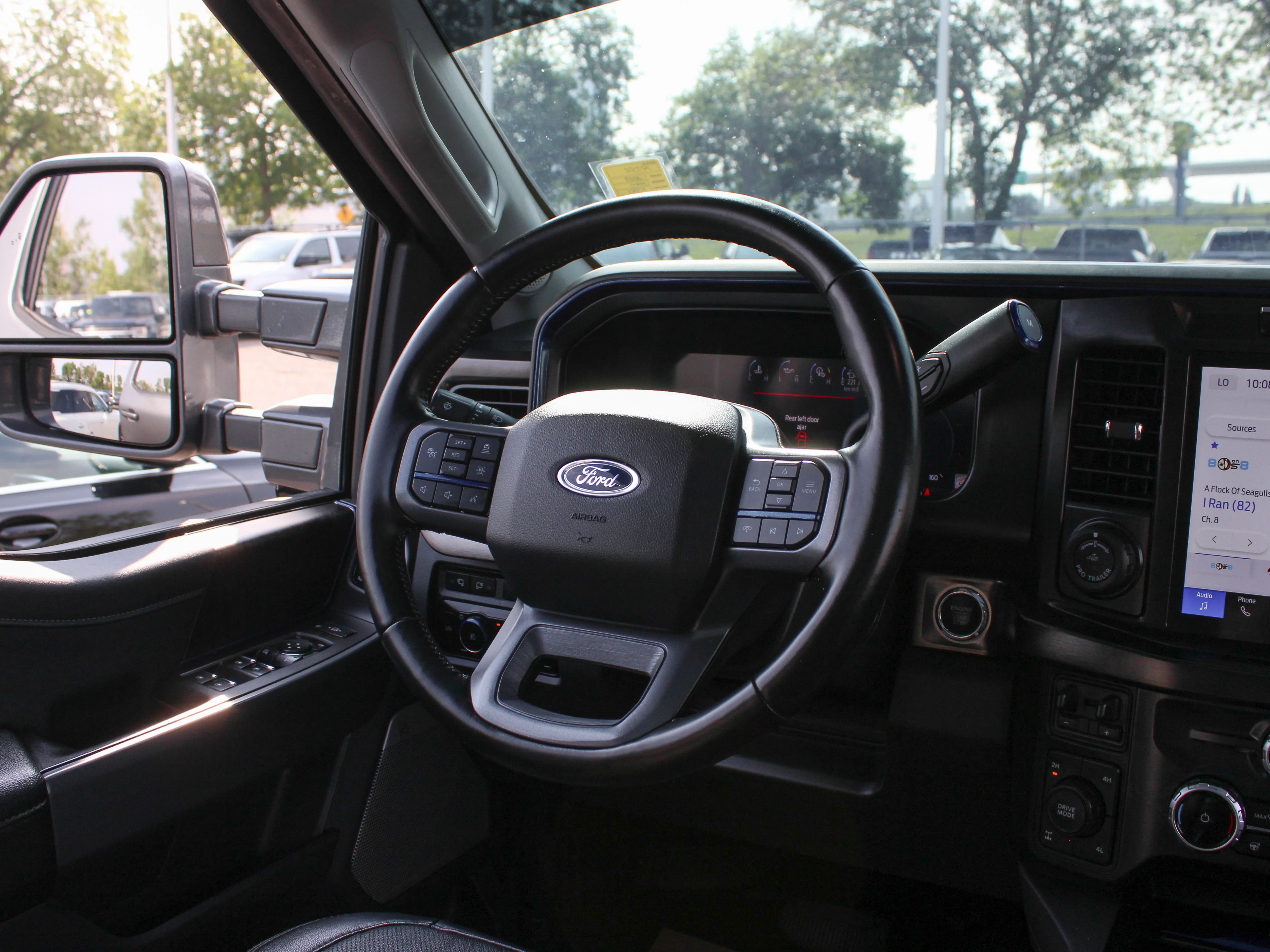 Used 2023 Grey Ford LARIAT image 6