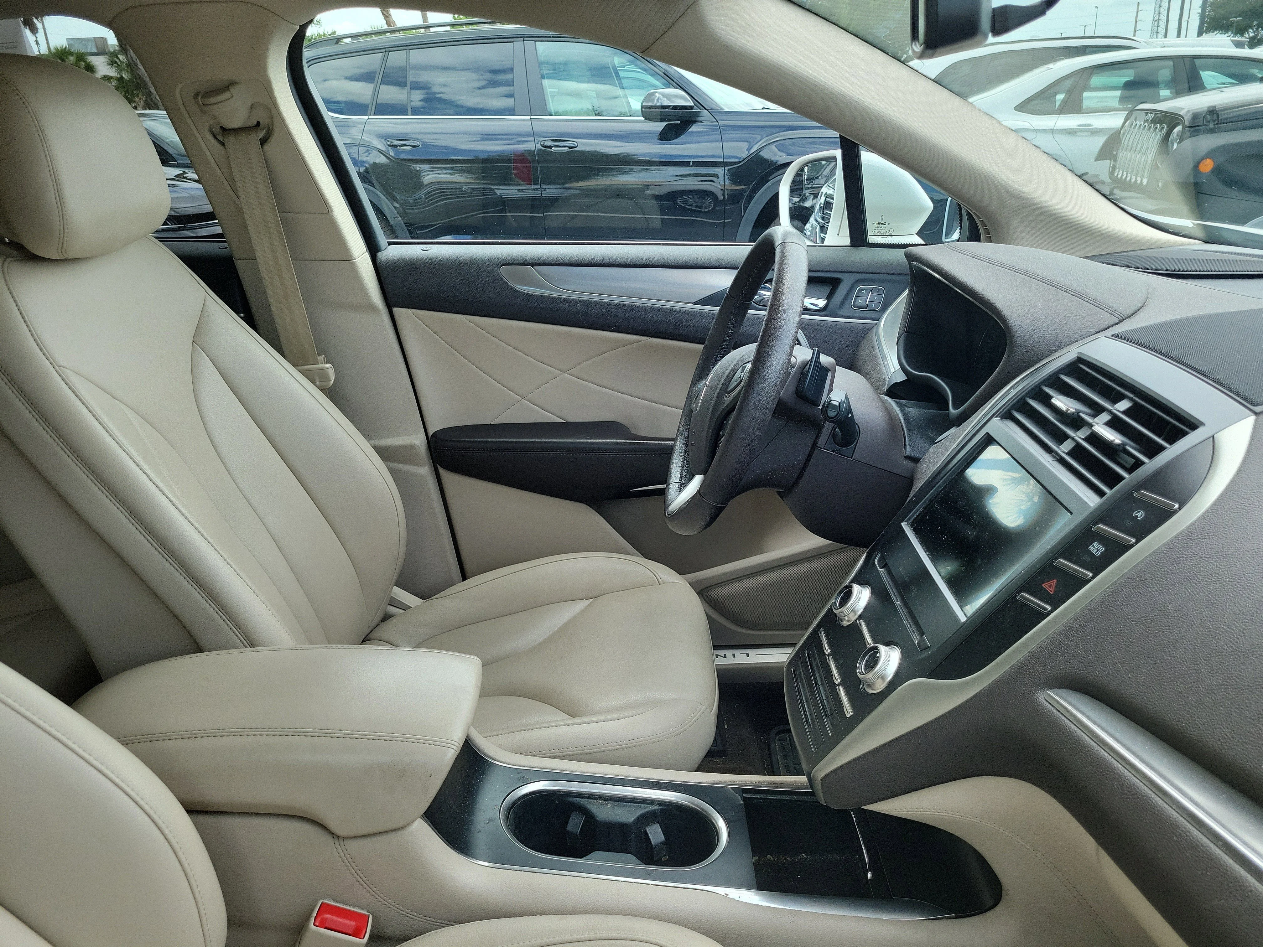Used 2019 Lincoln MKC Base with VIN 5LMCJ1C91KUL35640 for sale in Port Charlotte, FL