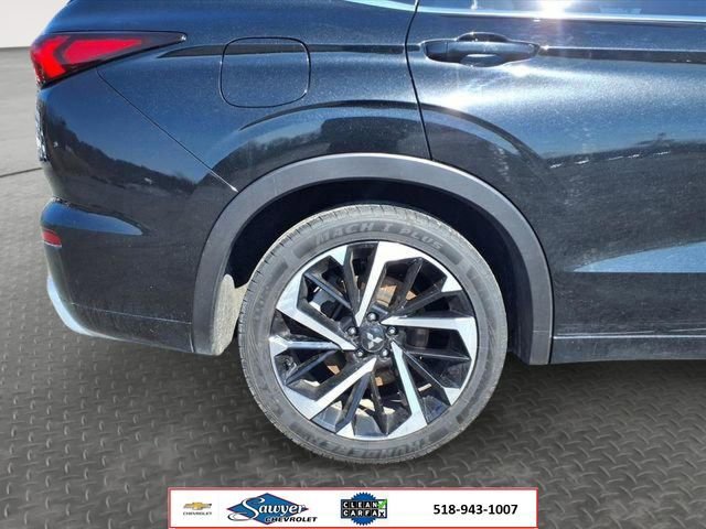 Used 2024  Mitsubishi SEL image 9