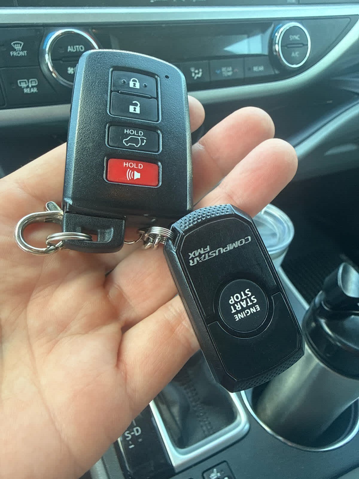 Used 2019 Blizzard Pearl Toyota XLE image 15