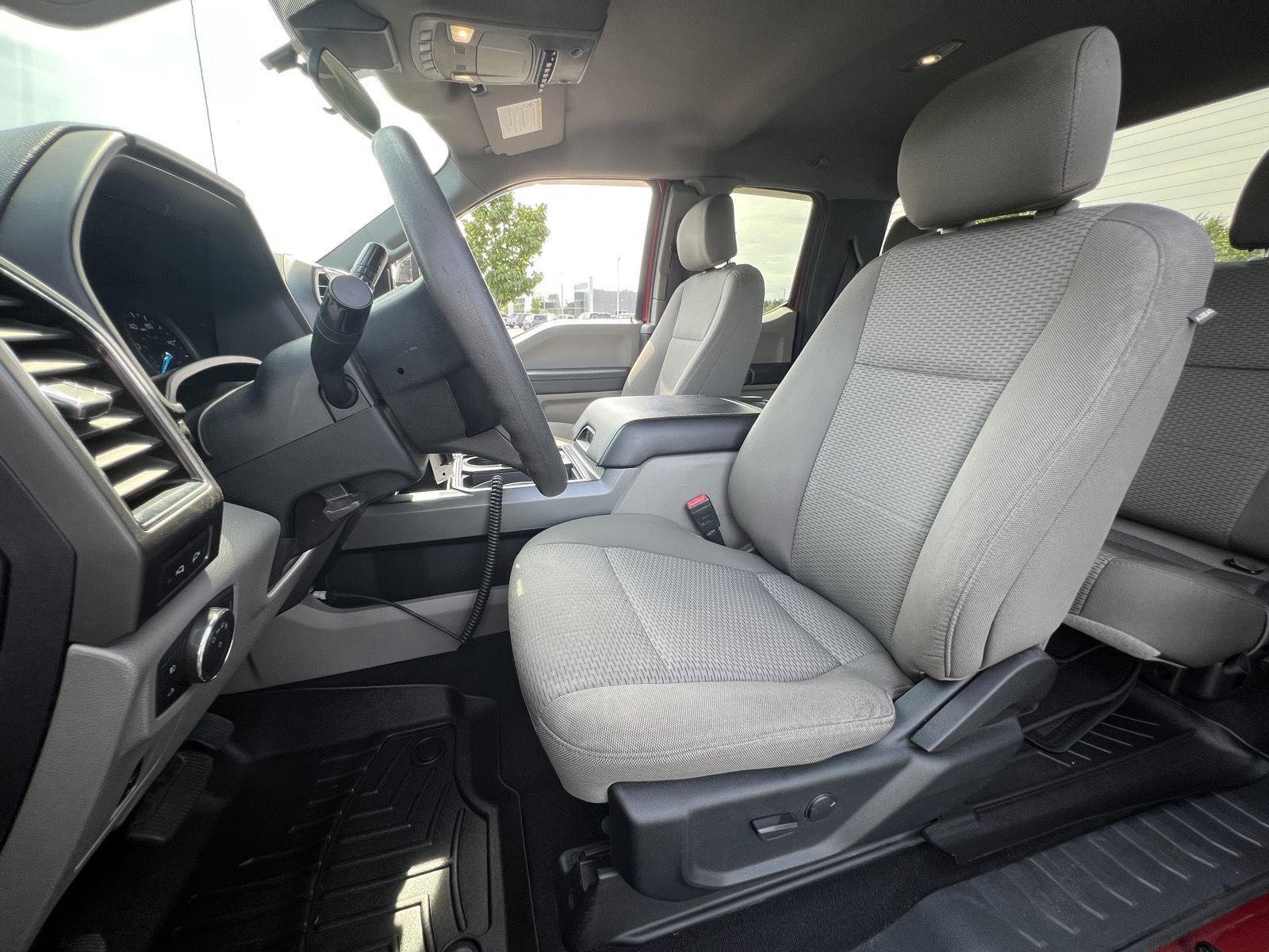 Used 2020 Rapid Red Metallic Tinted Clearcoat Ford XLT image 5