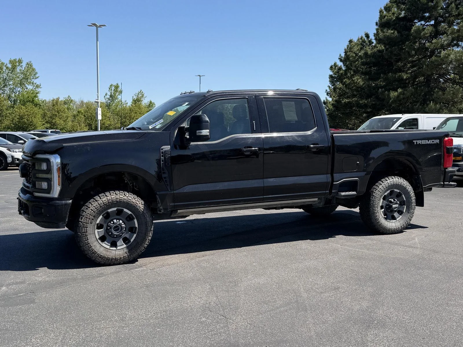 Used 2024 Agate Black Ford LARIAT image 4