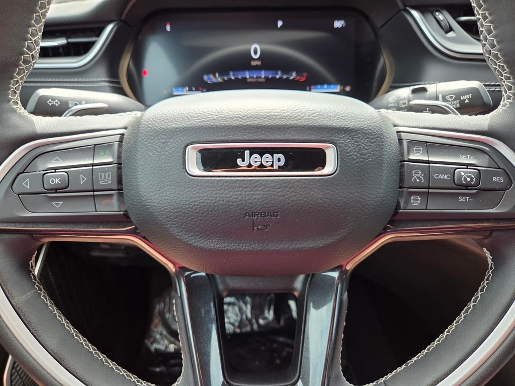 Used 2023 White Jeep Altitude X image 30