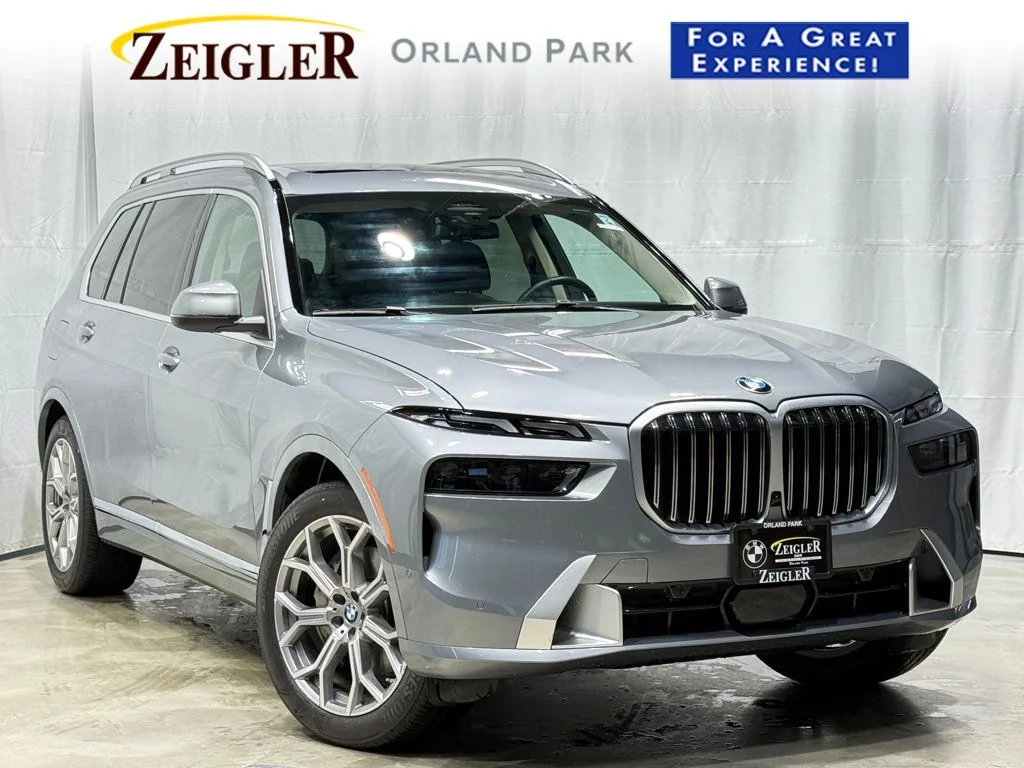 2024 BMW X7 xDrive40i's photo