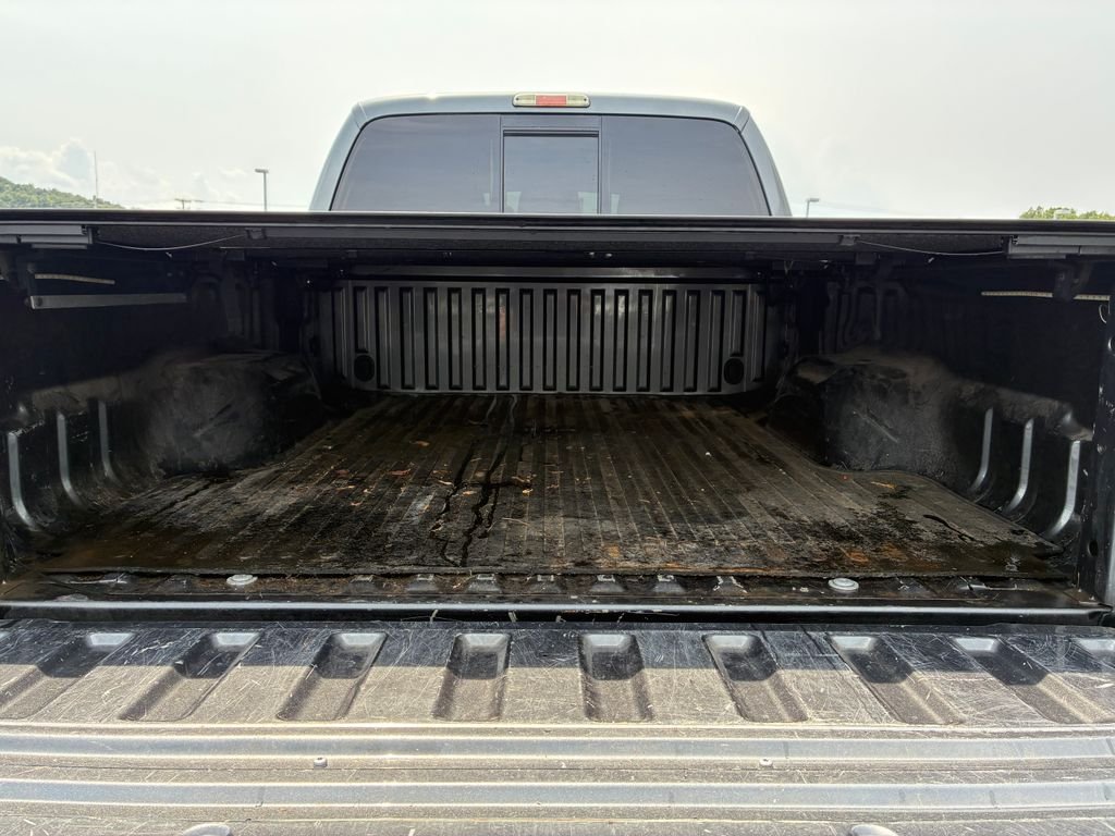 Used 2015 Gray Ford Lariat image 4