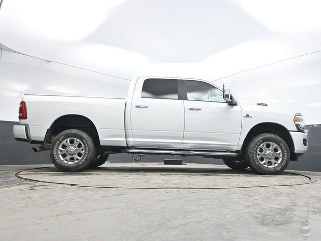 Used 2024 White Ram Laramie image 44