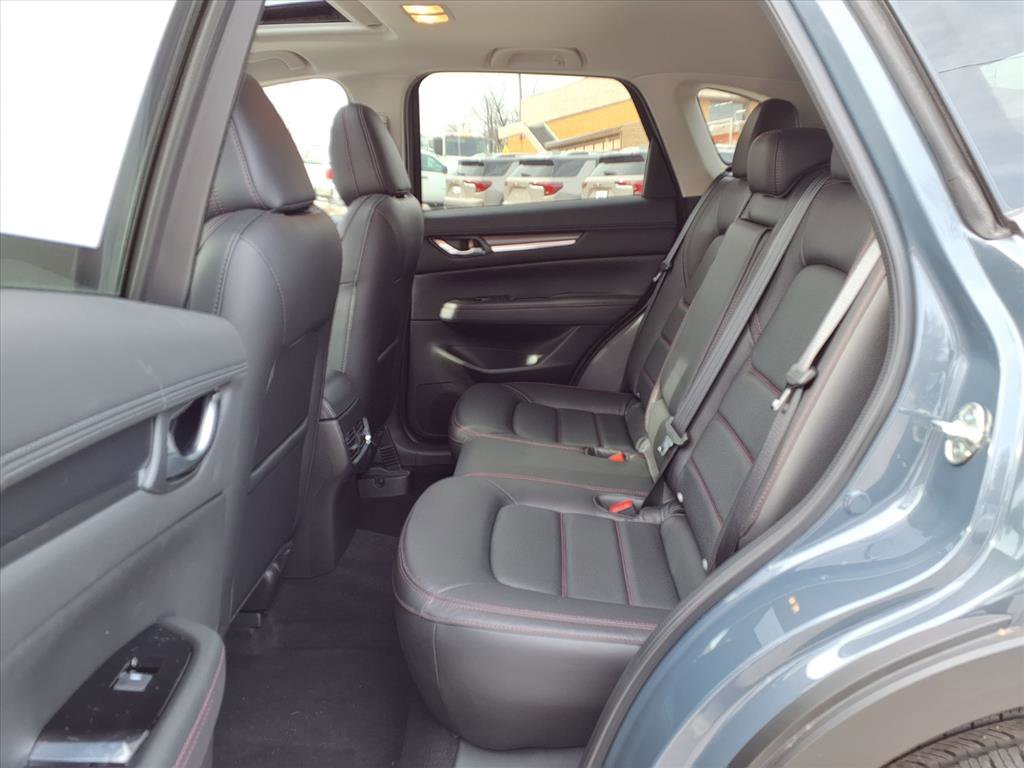2025 Mazda CX-5 S Carbon Edition - Photo 19
