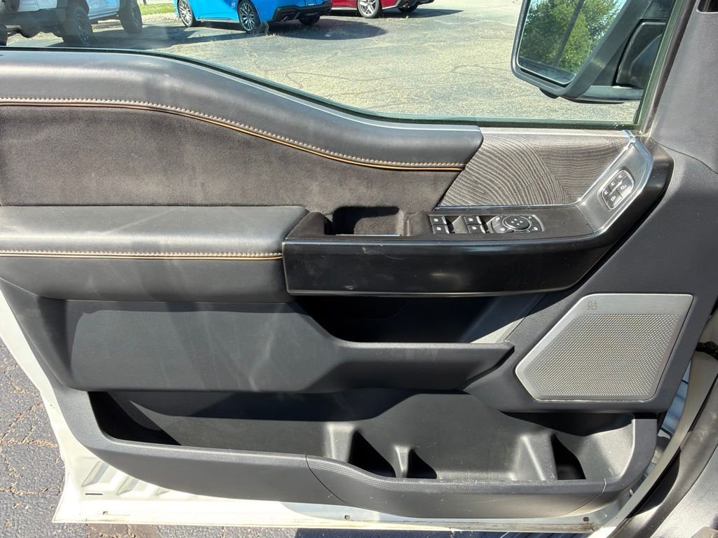 Used 2023 White Ford Platinum image 38