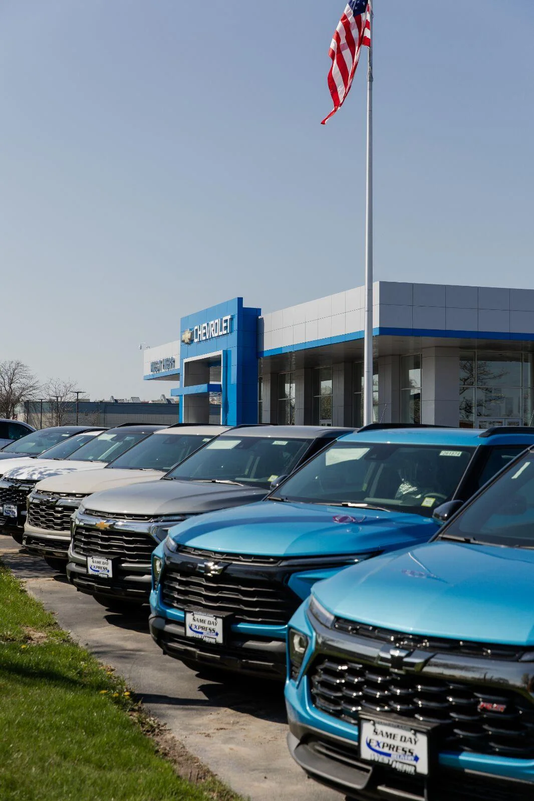 Used 2023 Summit White Chevrolet RS image 38
