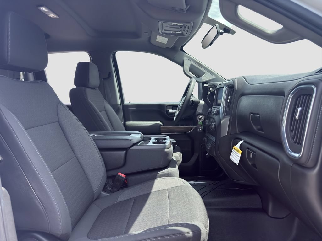 Used 2021 SUMMIT WHITE Chevrolet LT image 17