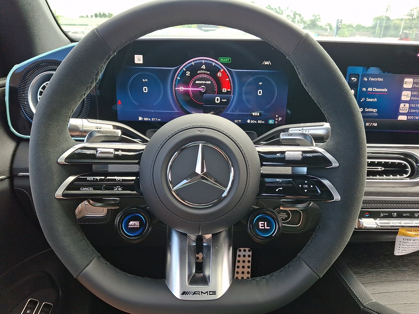 New 2027 MANUFAKTUR Moonlight White Metallic Mercedes-Benz AMG® GLE 53e 4MATIC+ Coupe image 17