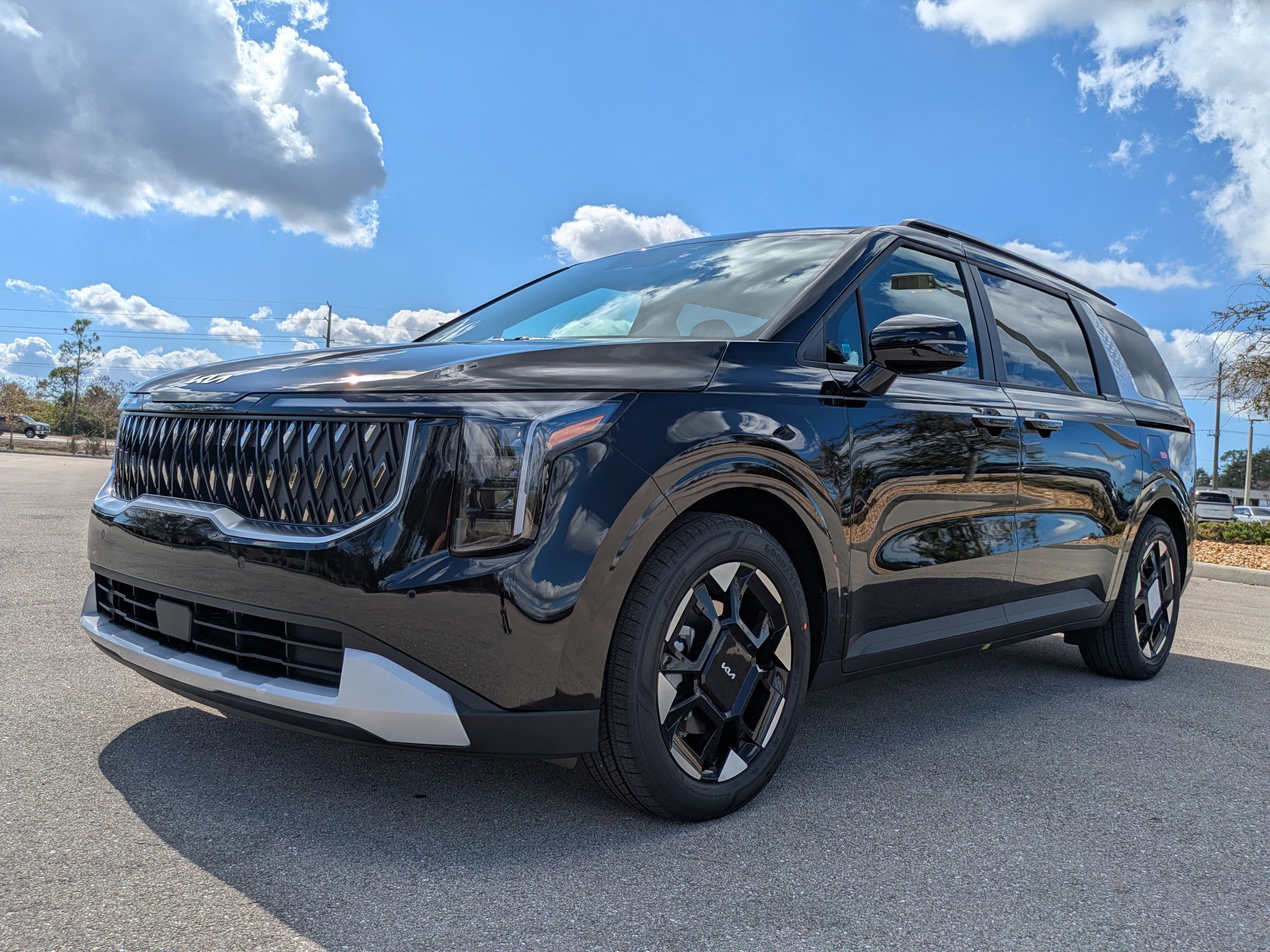 New 2026 Aurora Black Pearl Kia EX image 9
