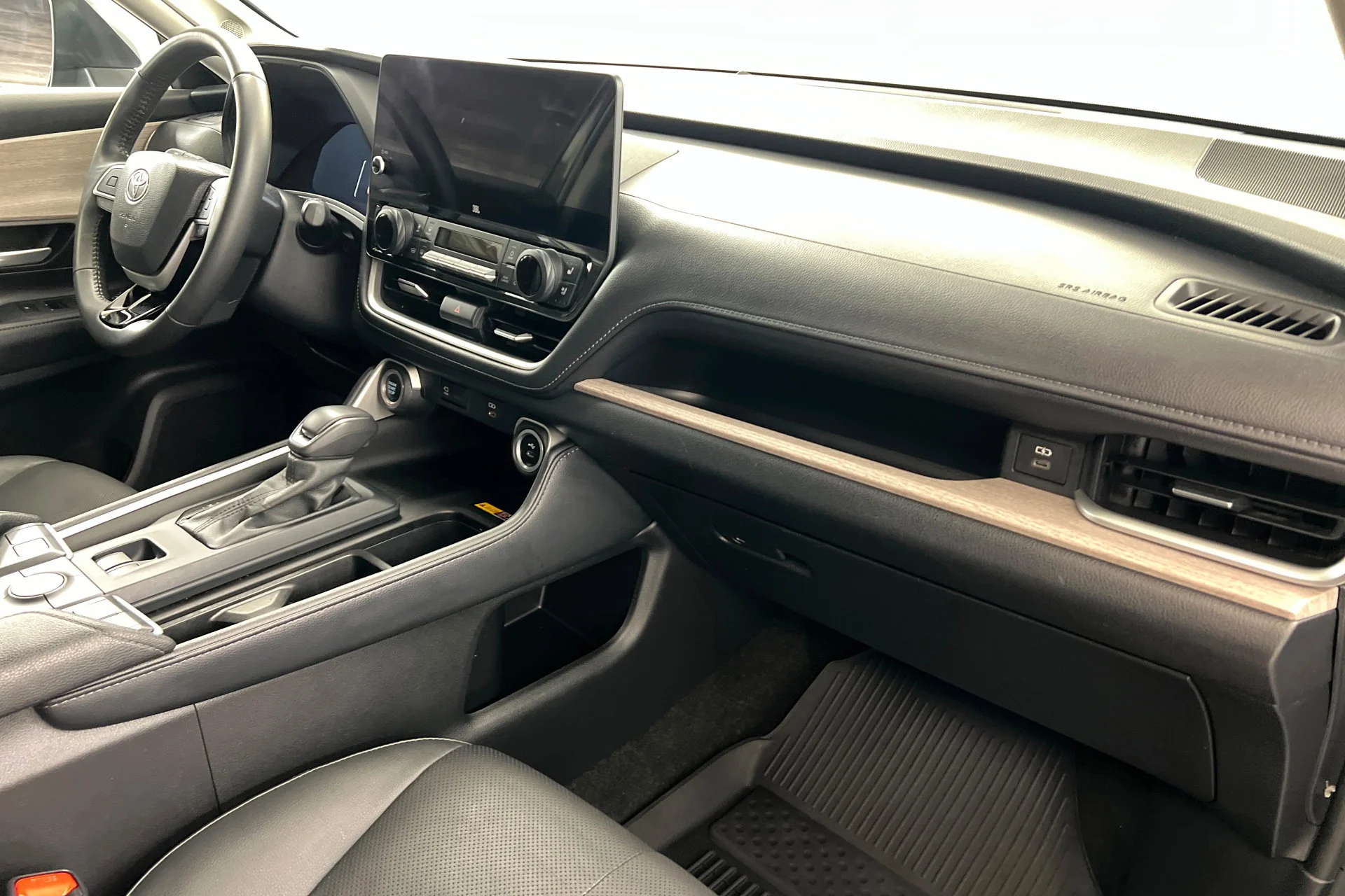 2024 Toyota Grand Highlander Limited - Photo 25