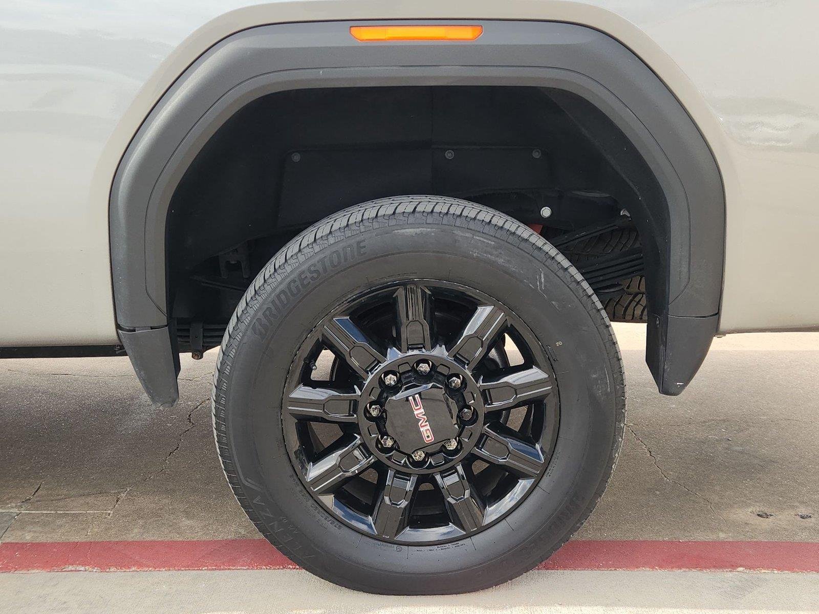 2024 GMC Sierra 2500HD AT4 - Photo 34
